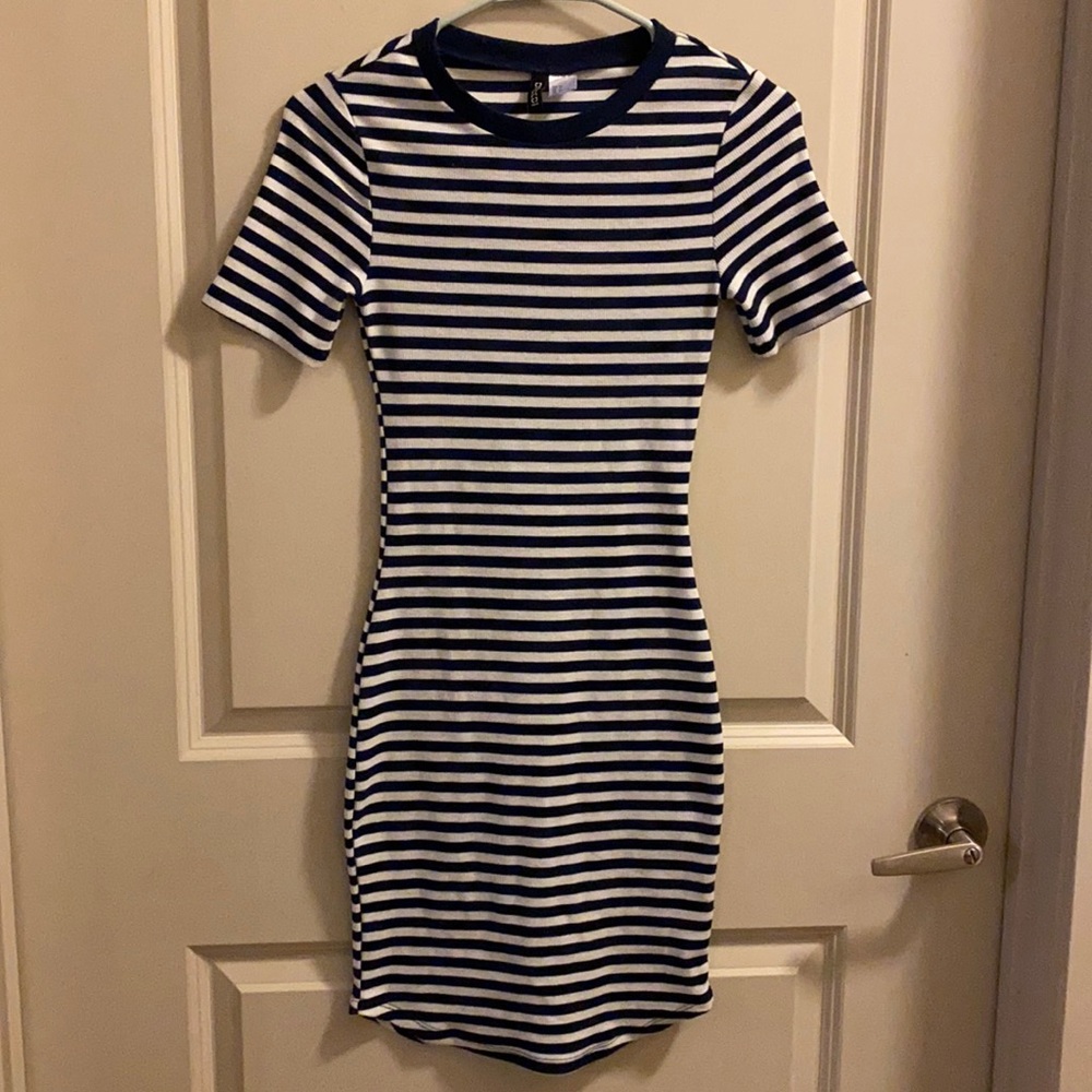 Blue and White Stripe Bodycon Dress Size 4